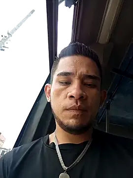 Snapshot of Gloryholeroom chatting on April 14, 2026, 7:09 pm Gloryholeroom online show from April 14, 2026, 7:09 pm