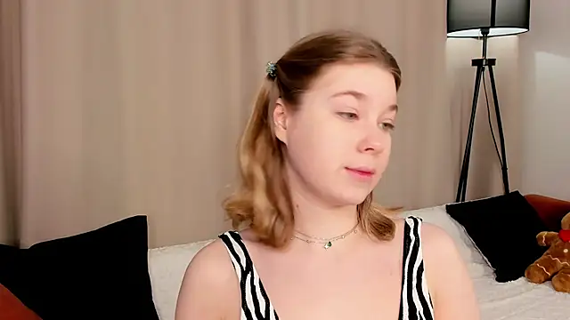 MilaBooobs online show from February 4, 2026, 10:04 pm