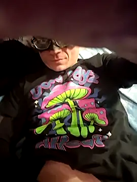 Snapshot of Sinuel chatting on January 14, 2026, 11:09 pm Sinuel online show from January 14, 2026, 11:09 pm