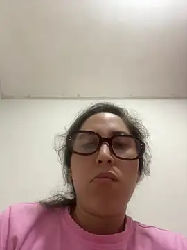 LatinDoll8 online show from April 9, 2026, 4:56 am