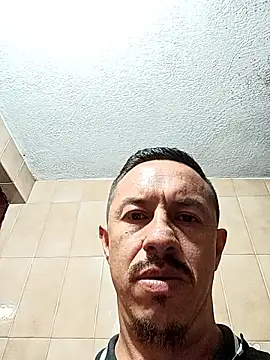 L hotcream online show from March 10, 2026, 8:25 pm