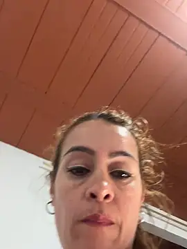 saramaartinez online show from March 21, 2026, 8:19 am