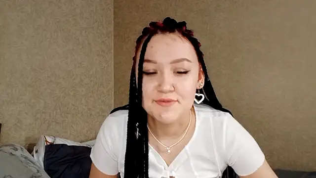 BigHeartMia online show from February 3, 2026, 6:11 am