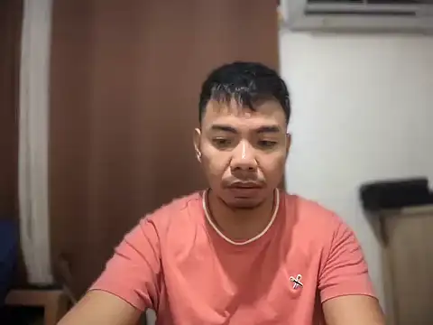 chubbybear 08 online show from June 17, 2026, 9:27 pm