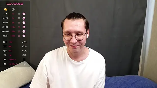 NakedIsaac online show from June 27, 2026, 3:17 pm