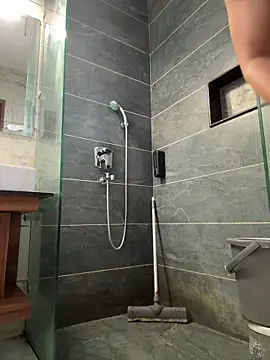 Casonovaz online show from April 1, 2026, 7:09 am