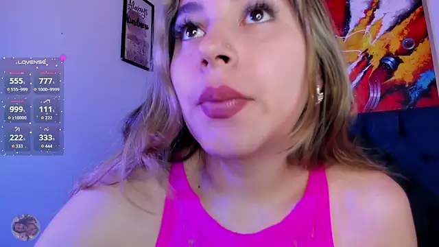 Snapshot of Violet_Blazee chatting on March 20, 2026, 4:06 am Violet Blazee online show from March 20, 2026, 4:06 am