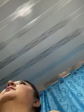 Rousse SQ online show from December 18, 2025, 7:31 pm