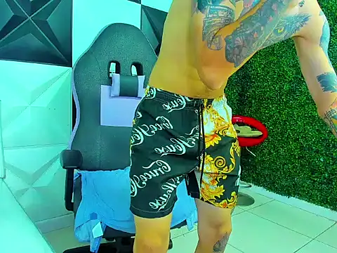 Boy tatto77 online show from June 9, 2026, 12:17 pm