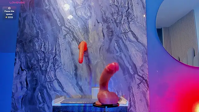 mayfox 06 online show from February 5, 2026, 8:46 pm