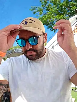 drlluis online show from January 11, 2026, 6:46 pm