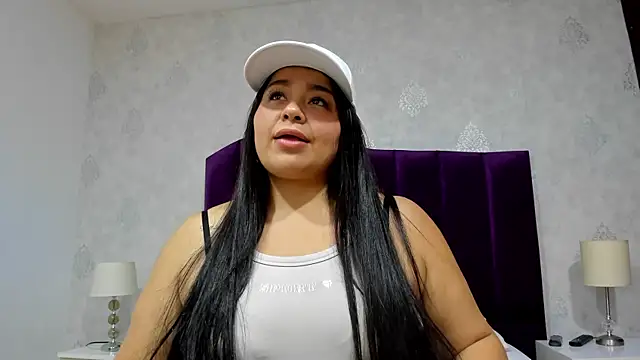 violet  rouse   online show from January 13, 2026, 7:52 pm