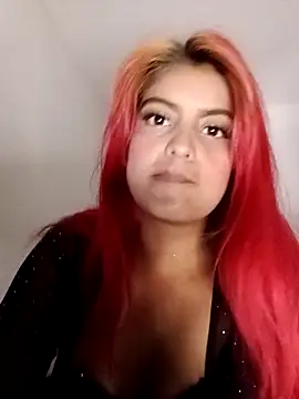 mia hottie2210 online show from March 24, 2026, 3:11 am