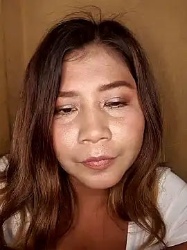 Snapshot of Michelle_Ju17 chatting on January 14, 2026, 4:07 am Michelle Ju17 online show from January 14, 2026, 4:07 am