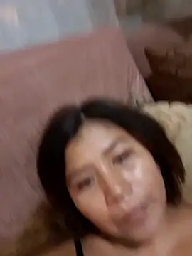 Snapshot of Michelle_Ju17 chatting on January 18, 2026, 4:16 am Michelle Ju17 online show from January 18, 2026, 4:16 am