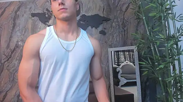 Noah Clarkk online show from February 17, 2026, 11:44 pm