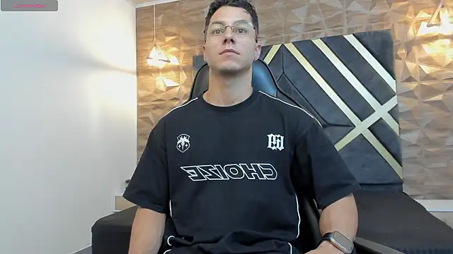 Noah Clarkk online show from February 22, 2026, 6:06 pm