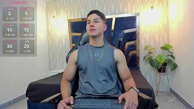 Noah Clarkk online show from April 27, 2026, 5:11 pm