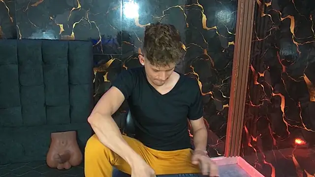 davilap toyboy online show from January 13, 2026, 11:37 am