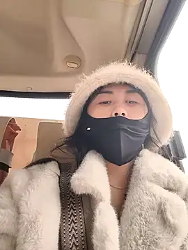 zzdd999 online show from January 13, 2026, 3:23 am