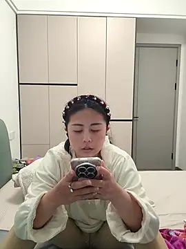 zzdd999 online show from March 23, 2026, 4:33 pm