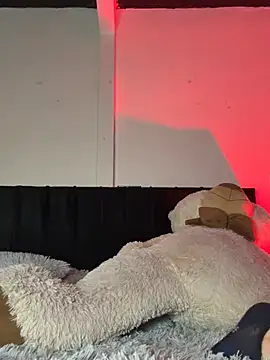 LARISSAEVANSS online show from February 10, 2026, 6:28 am