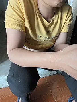 Snapshot of Sweet-Berryy chatting on July 1, 2026, 5:53 am Sweet-Berryy online show from July 1, 2026, 5:53 am