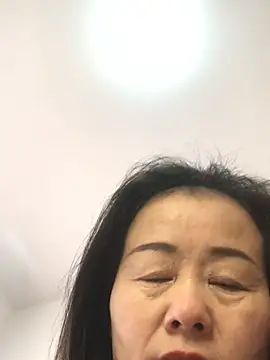 yunyun52012 online show from February 1, 2026, 3:16 am