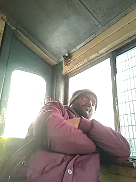 novio-de-la-tarde online show from February 25, 2026, 1:04 am