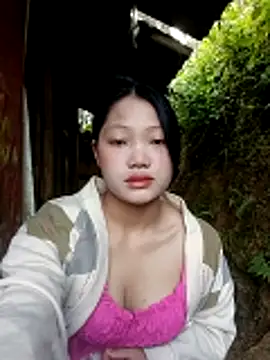 Hi-zza online show from December 21, 2025, 1:35 am