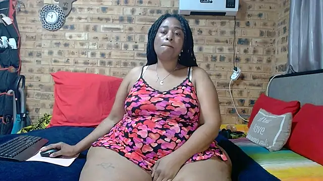 AFRICANBOOTYLICIOUS online show from May 12, 2026, 2:52 am