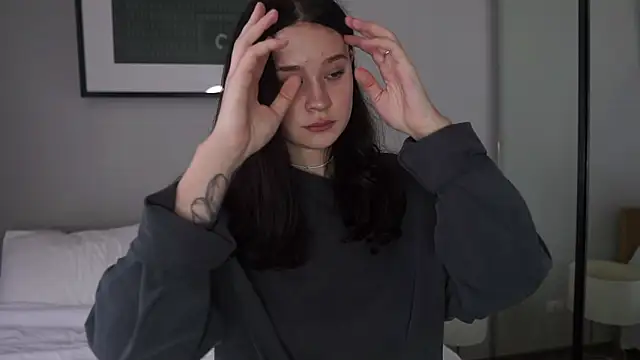 Snapshot of bonjour_nihao_hello chatting on March 9, 2026, 4:05 am bonjour nihao hello online show from March 9, 2026, 4:05 am