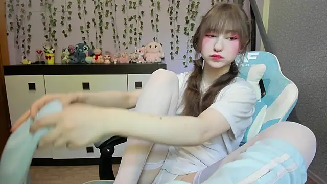 Snapshot of Yoonhee_ki chatting on June 30, 2026, 12:50 pm Yoonhee ki online show from June 30, 2026, 12:50 pm