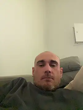 Yavtebe7tube online show from December 18, 2025, 3:18 pm