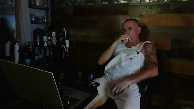 MISTERANDDEMI online show from February 15, 2026, 10:39 pm