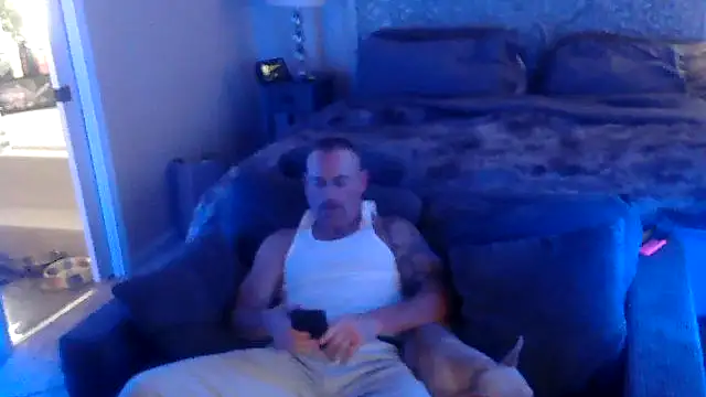 MISTERANDDEMI online show from April 24, 2026, 12:57 am