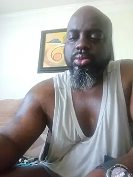 Snapshot of ceedevon13 chatting on July 8, 2026, 1:59 pm ceedevon13 online show from July 8, 2026, 1:59 pm