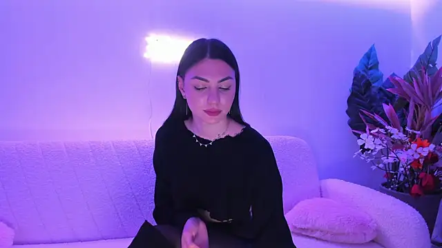 Baby Ava  online show from December 19, 2025, 7:54 pm