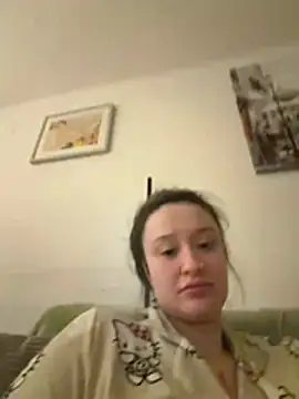 LilyLuck  online show from March 15, 2026, 7:09 pm