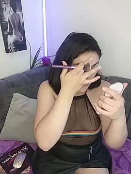 paulina coxx online show from March 23, 2026, 1:15 pm