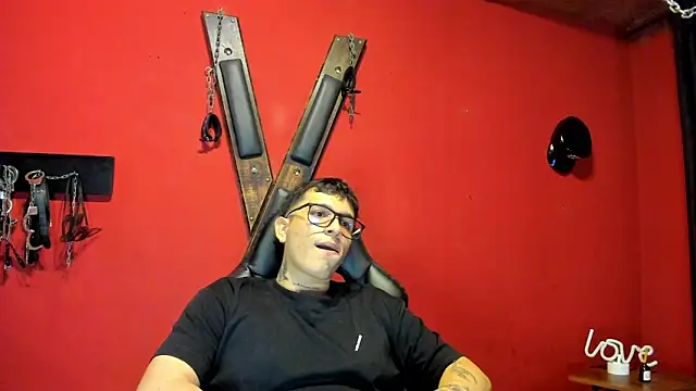 anddy024  online show from December 20, 2025, 3:46 am