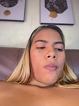 MiaSizzle online show from January 31, 2026, 7:11 pm