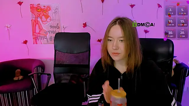 Snapshot of lizzie_boom_ chatting on March 12, 2026, 7:53 pm lizzie boom online show from March 12, 2026, 7:53 pm