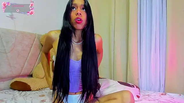 Snapshot of misty_noire chatting on April 30, 2026, 11:49 am misty noire online show from April 30, 2026, 11:49 am