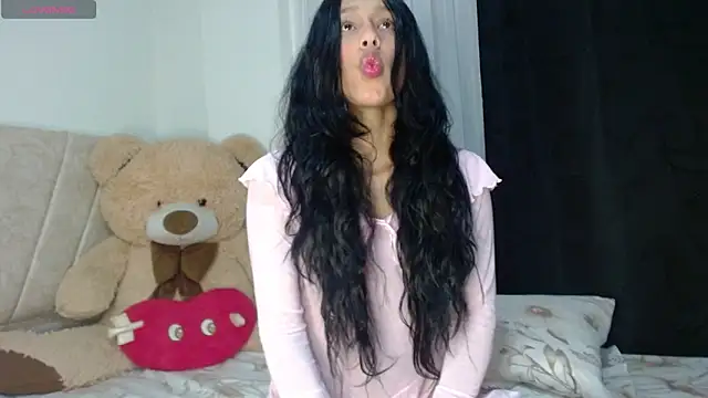 Snapshot of misty_noire chatting on June 16, 2026, 12:08 pm misty noire online show from June 16, 2026, 12:08 pm