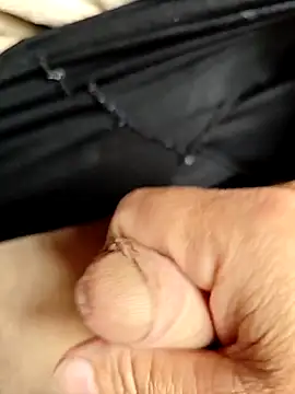 luis8558 online show from March 24, 2026, 4:45 pm