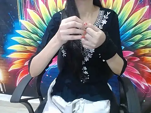 Farhana beautyfull online show from May 1, 2026, 4:39 am