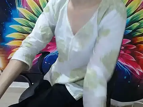 Farhana beautyfull online show from May 2, 2026, 4:28 am
