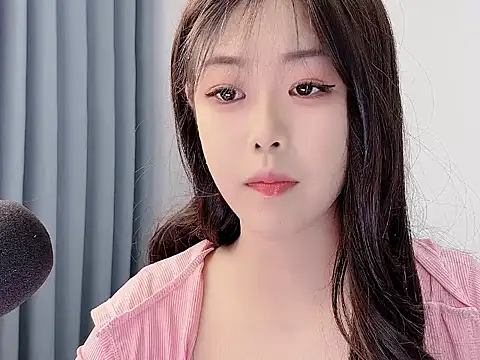 smalldaisy online show from January 9, 2026, 2:03 am