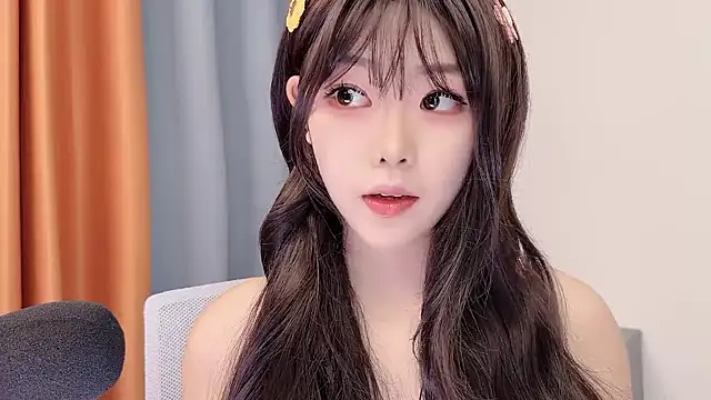 smalldaisy online show from February 13, 2026, 1:45 am